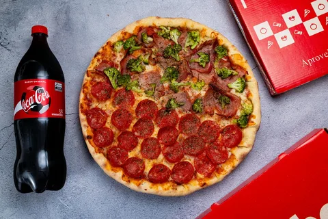 Pizza Grande + Refri - Vitrine 2.0
